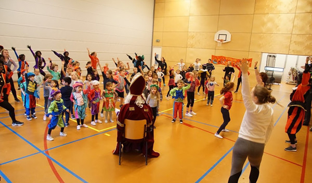 Sinterklaas bezoekt Gymsport Leiden